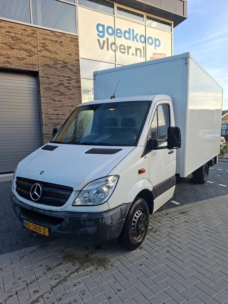 Mercedes-Benz Sprinter