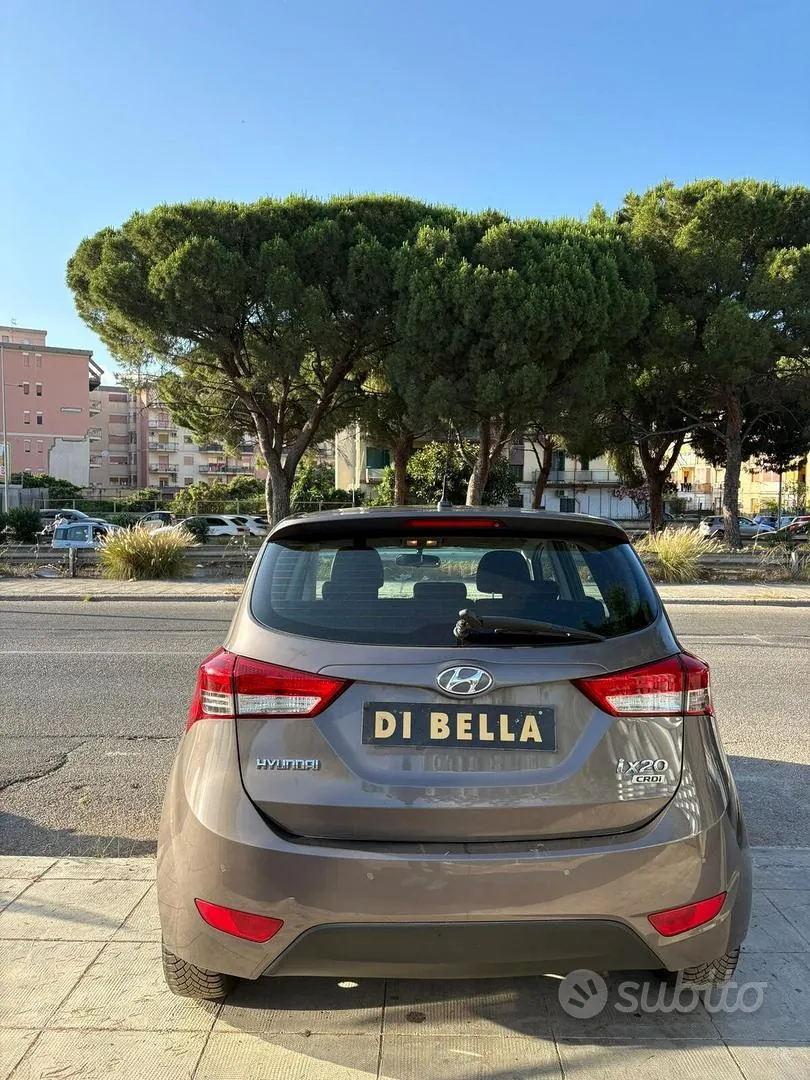 Hyundai Ix20 2016 photo 4