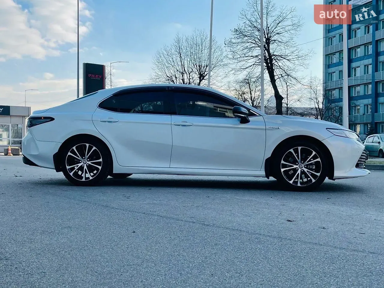 Toyota Camry 2020 photo 5