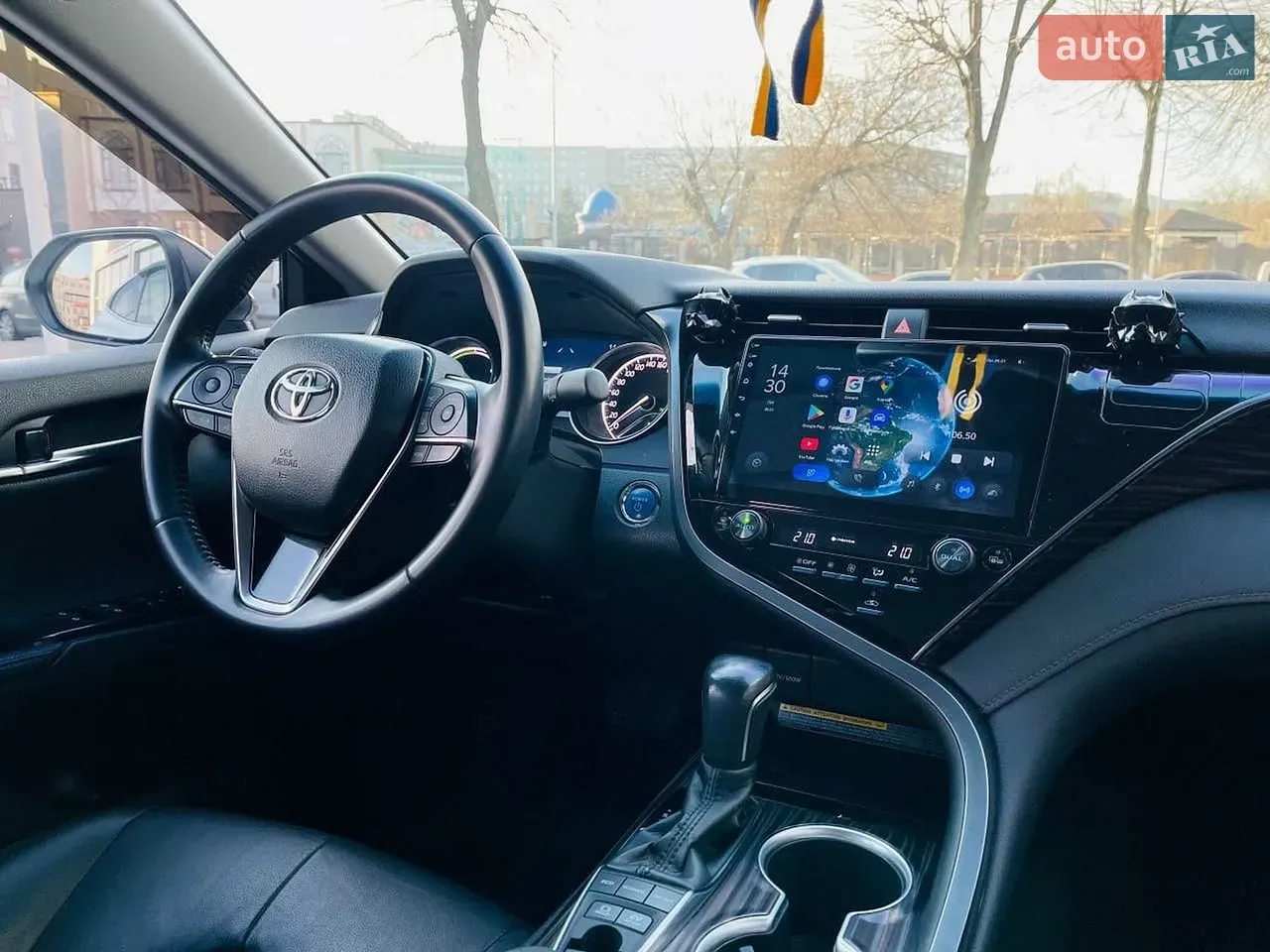 Toyota Camry 2020 photo 3