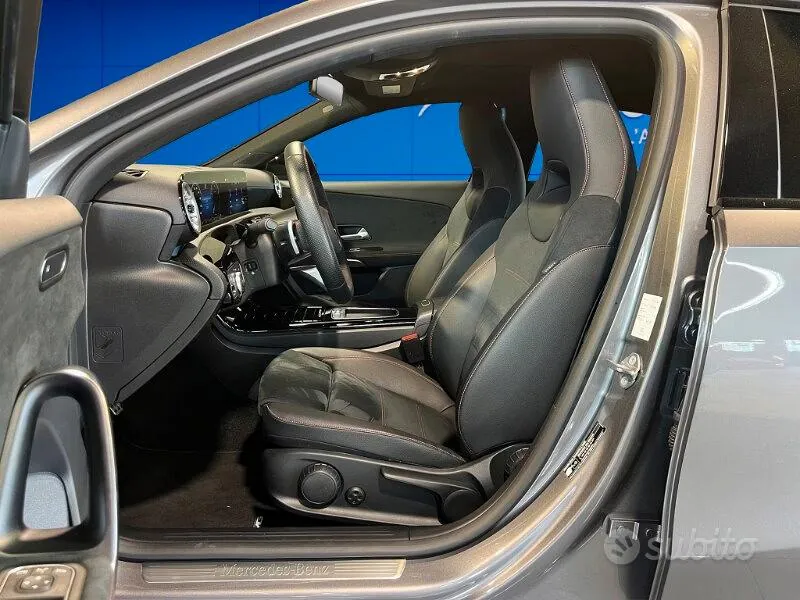 Mercedes-Benz A 2024 photo 2