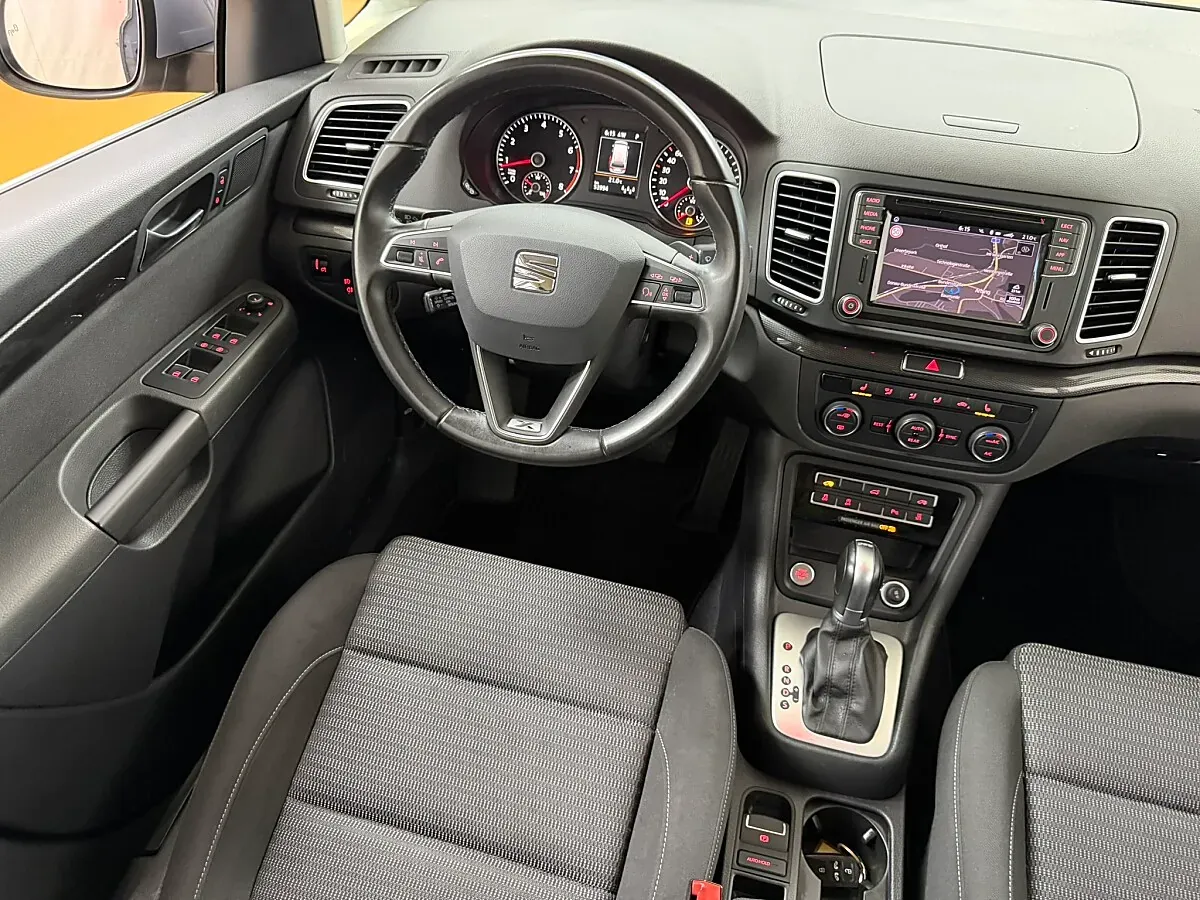 Seat Alhambra 2022 photo 2