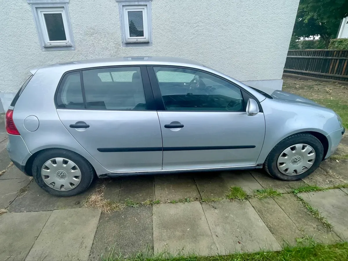 Volkswagen Golf 2004 photo 3