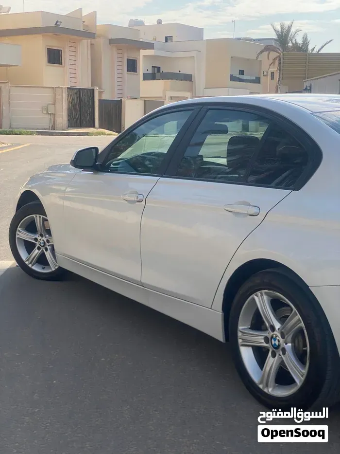 BMW 3 Series 2015 photo 3