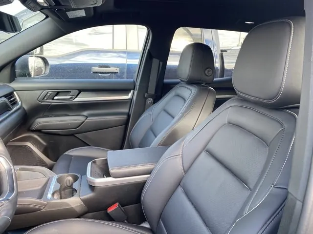 GMC Terrain 2026 photo 2