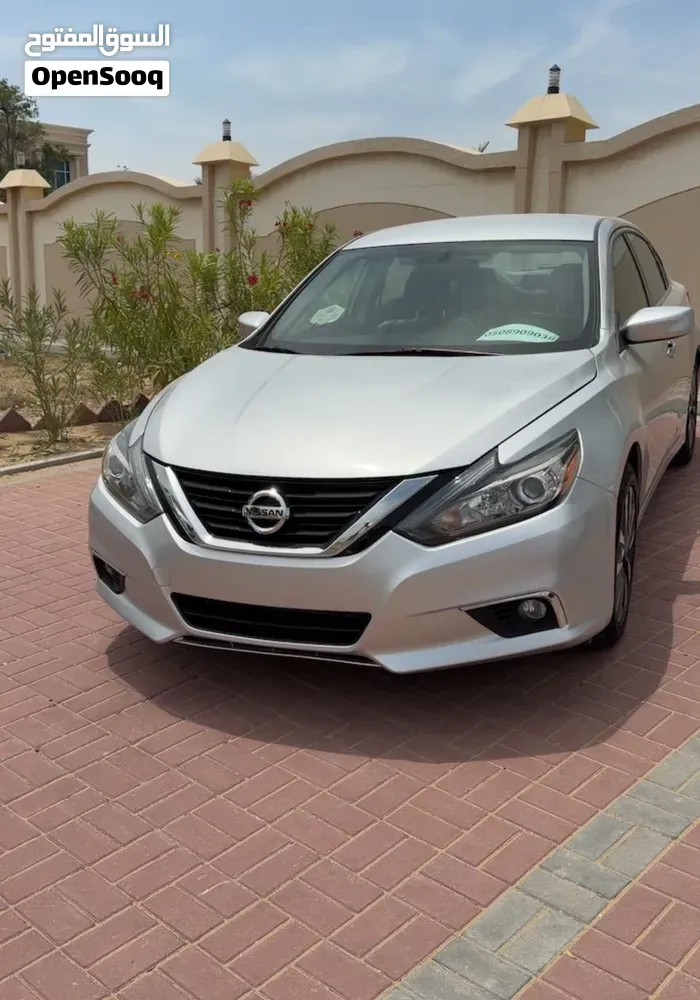 Nissan Altima 2017 photo 2
