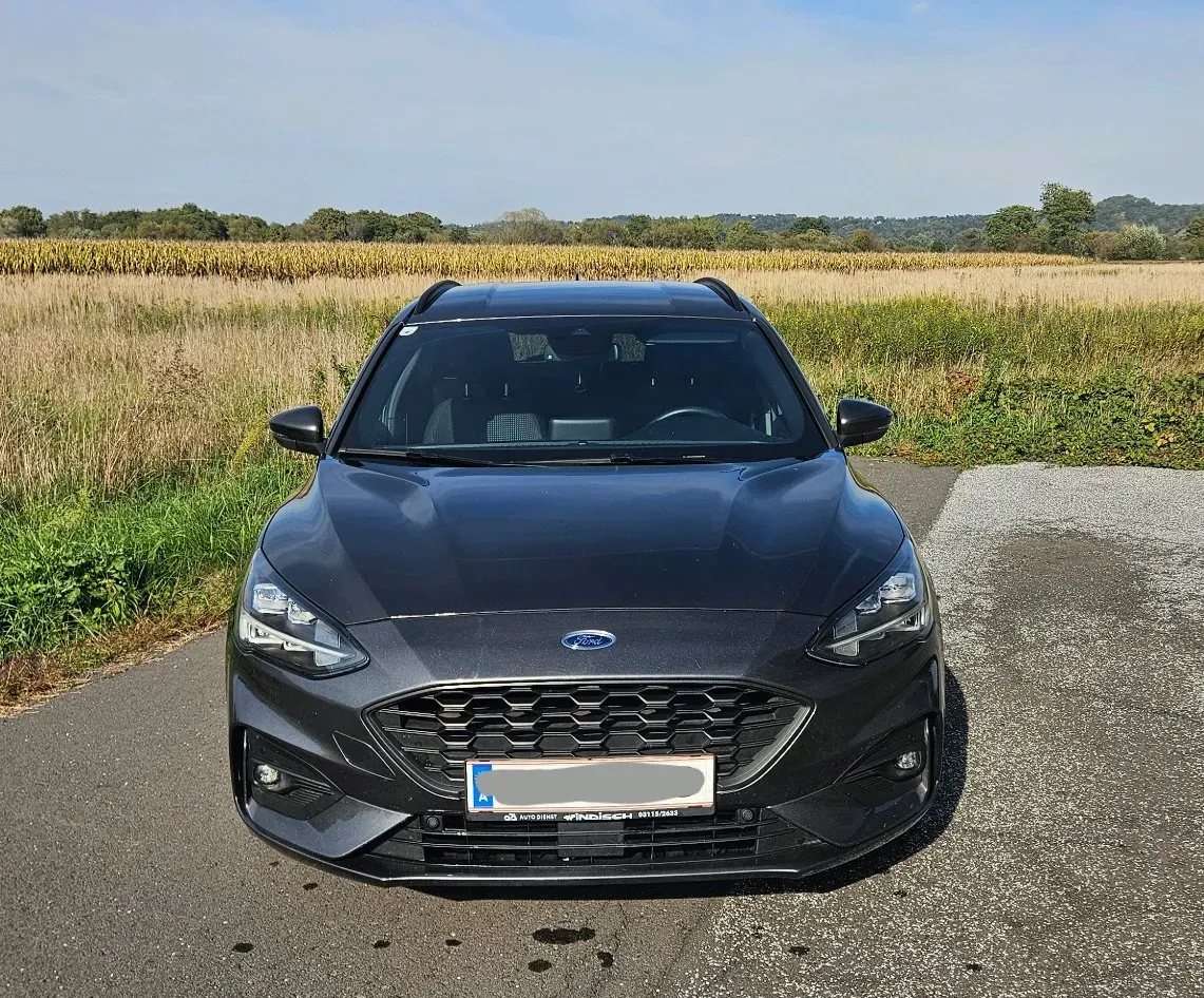 Ford Focus 2020 photo 2