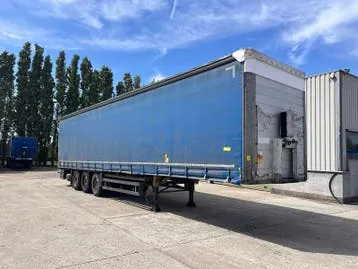 Schmitz Cargobull Curtainsider 2019 photo 2