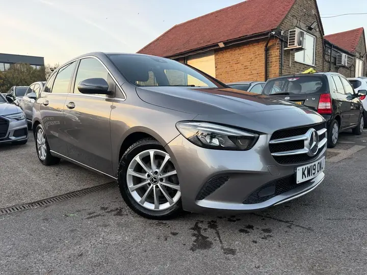 Mercedes-Benz B-Class 2019 photo 2