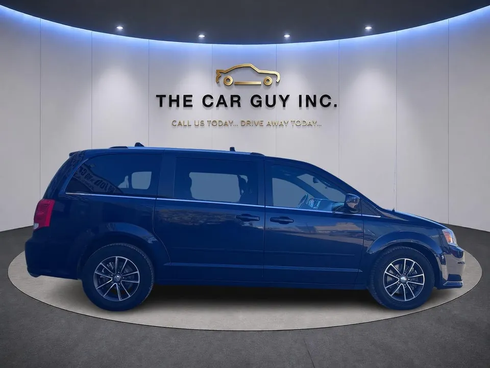 Dodge Grand Caravan 2017 photo 3