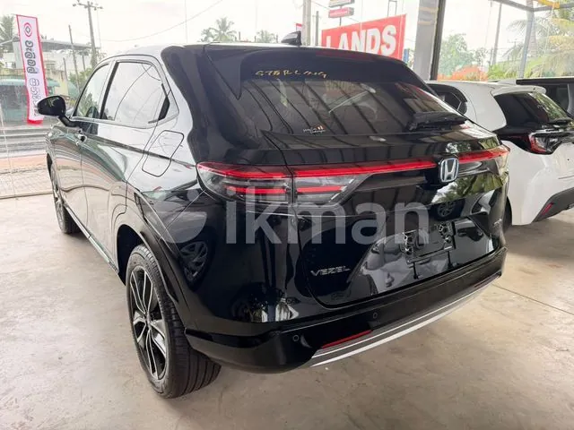 Honda Vezel 2025 photo 2