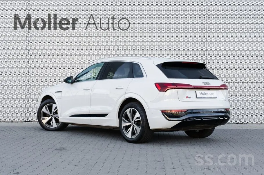 Audi Q8 E-Tron 2024 photo 3