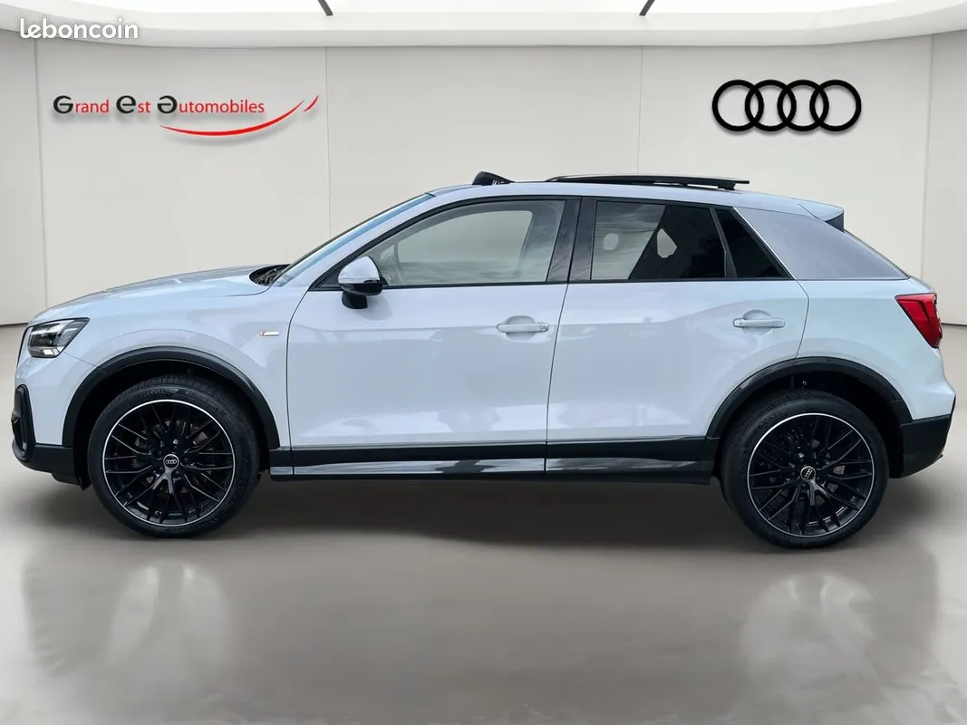 Audi Q2 2022 photo 2