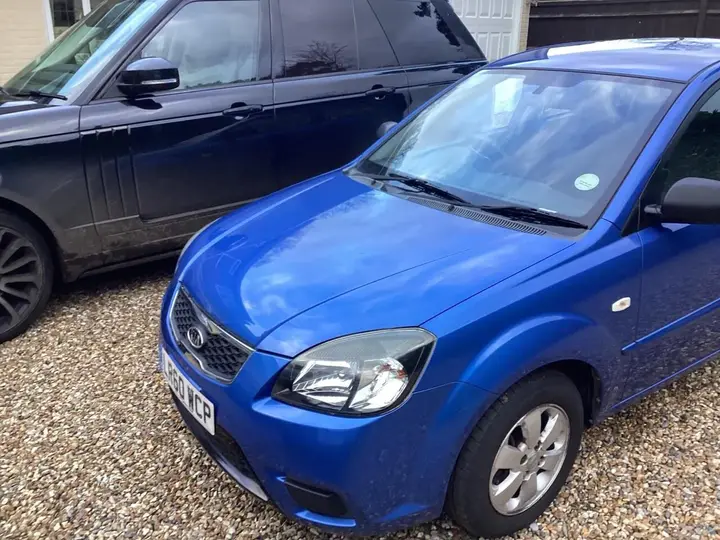 Kia Rio 2010 photo 2