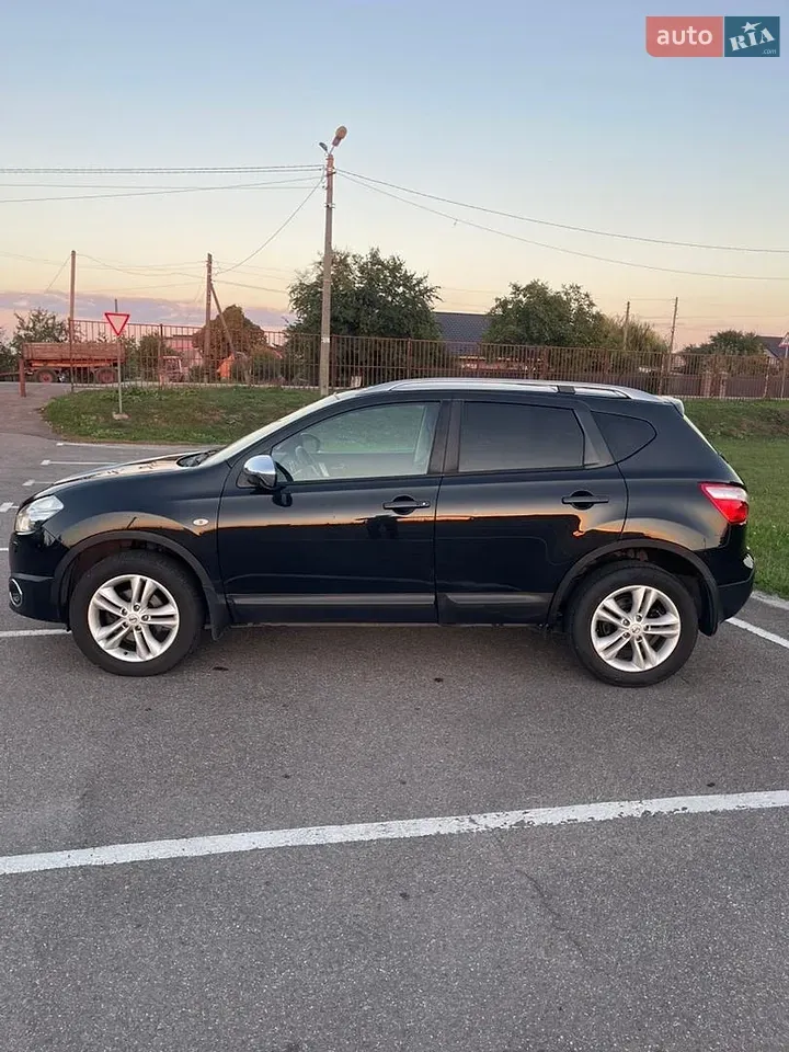 Nissan Qashqai 2011 photo 4