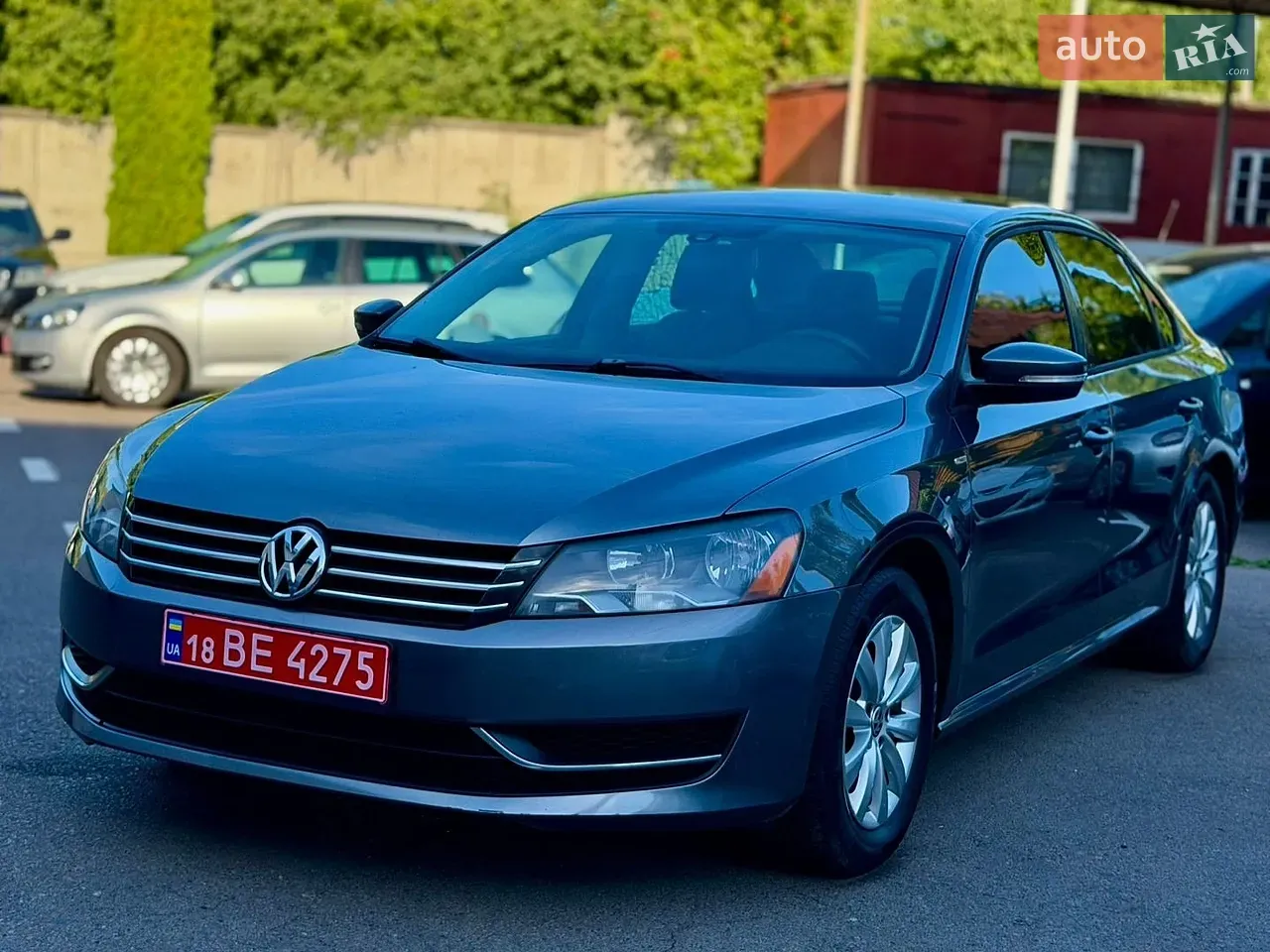 Volkswagen Passat 2014 photo 2