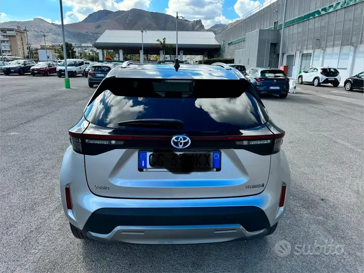 Toyota Yaris Cross 2022 photo 3