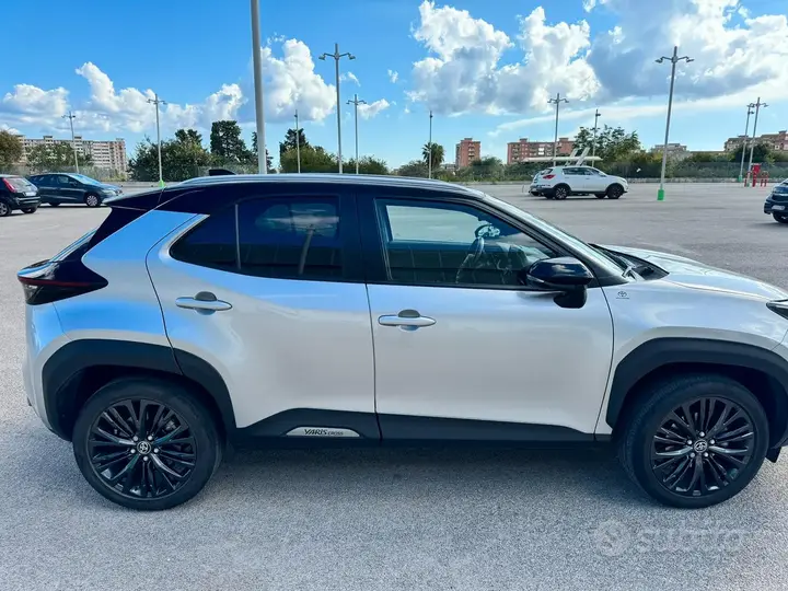 Toyota Yaris Cross 2022 photo 4