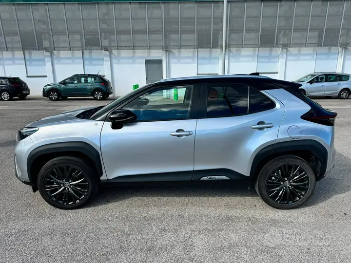 Toyota Yaris Cross 2022 photo 2