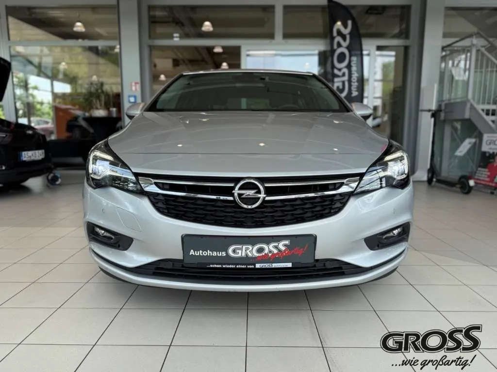 Opel Astra 2019 photo 2