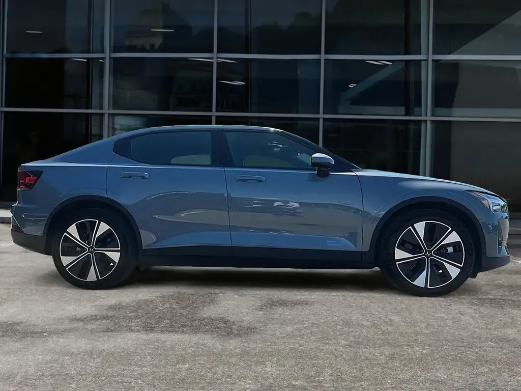 Polestar 2 2024 photo 4