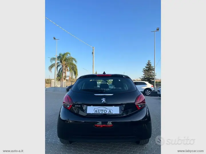 Peugeot 208 2019 photo 5