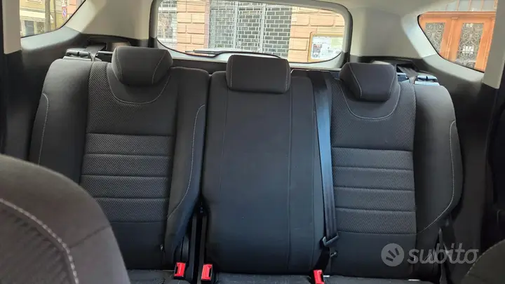 Ford Kuga 2016 photo 3