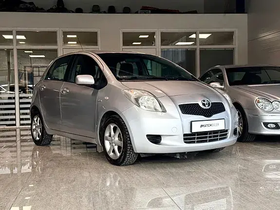 Toyota Yaris 2007 photo 4