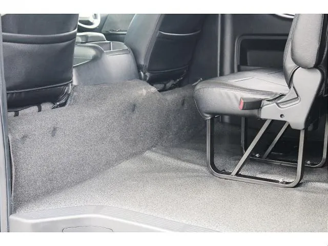 Toyota Hiace Wagon 2019 photo 5