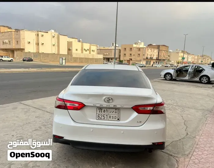 Toyota Camry 2018 photo 3