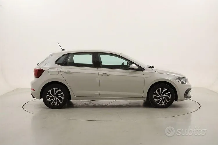Volkswagen Polo Life 2023 photo 3