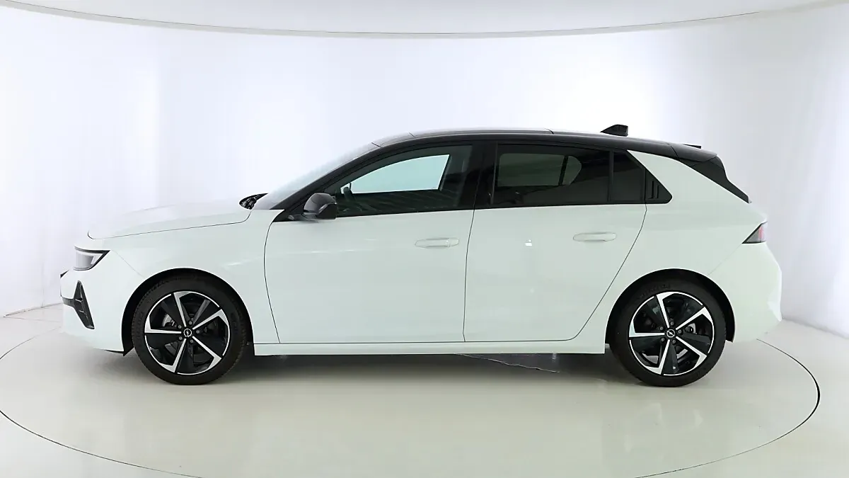 Opel Astra 2026 photo 2
