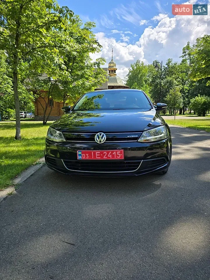 Volkswagen Jetta 2013 photo 2