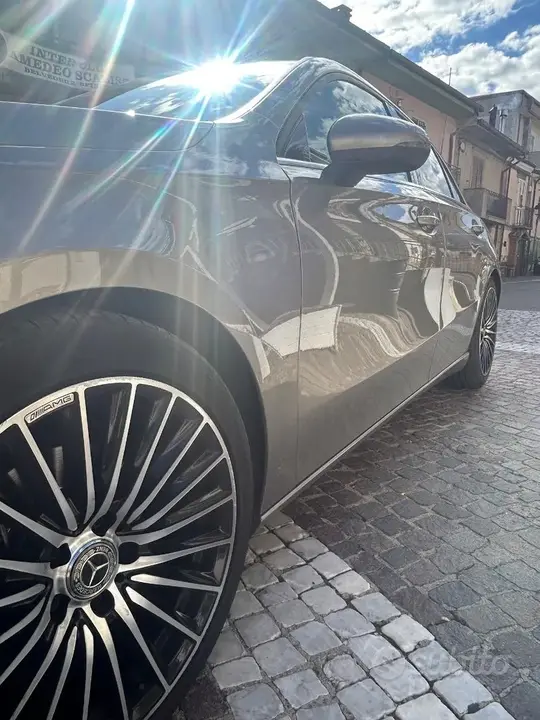 Mercedes-Benz A 180 2019 photo 5