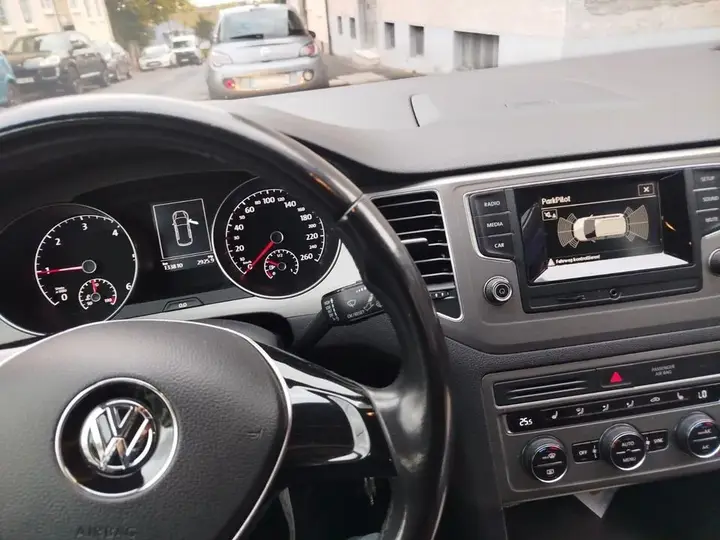 Volkswagen Golf Sportsvan