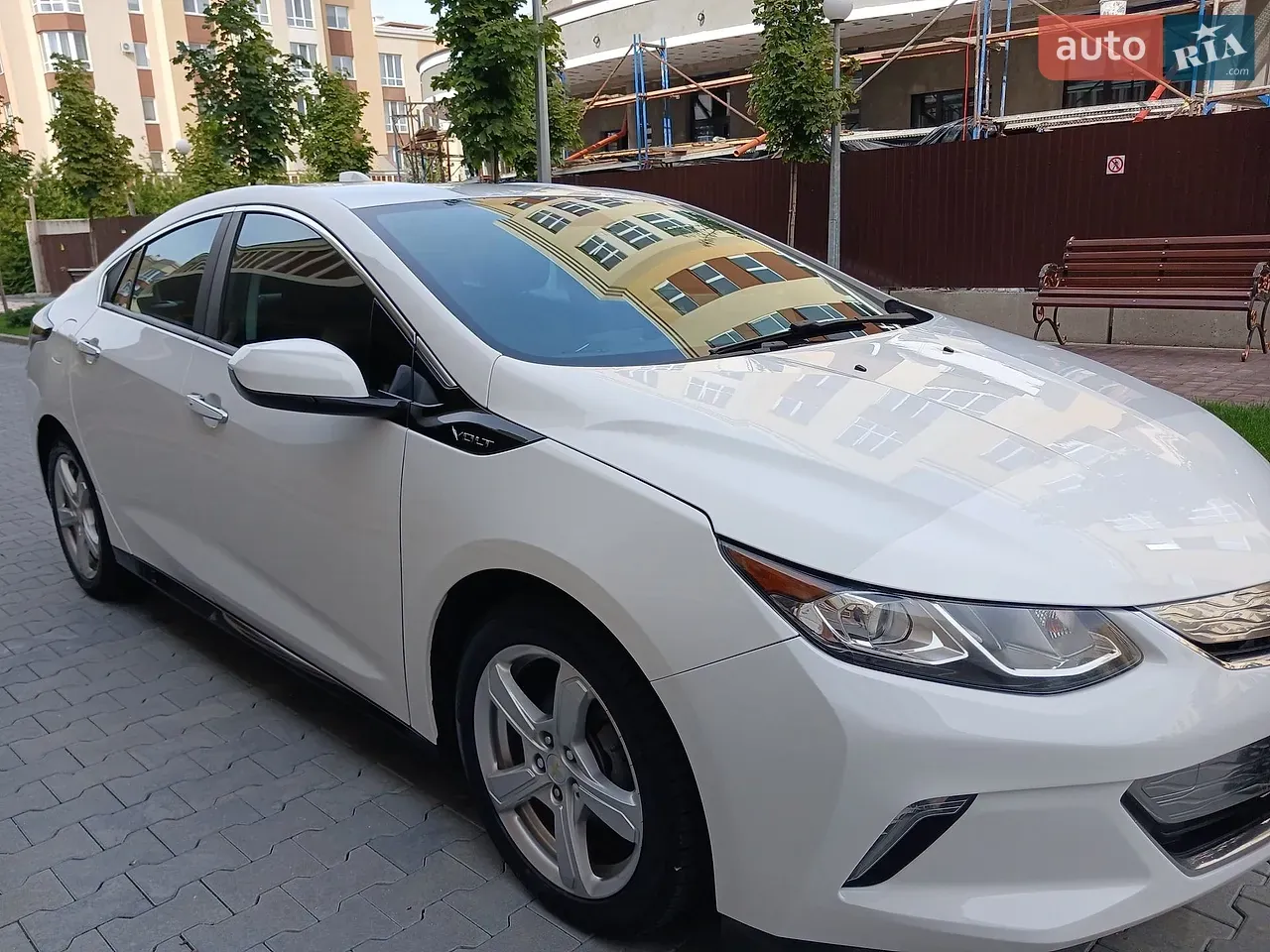 Chevrolet Volt 2018 photo 2