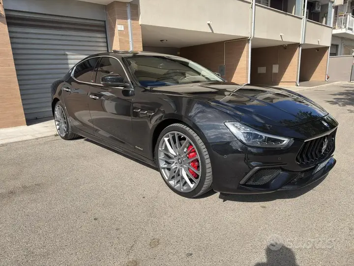 Maserati Ghibli 2018 photo 2