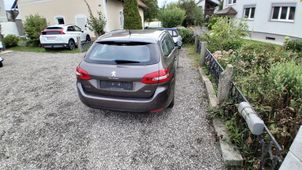 Peugeot 308