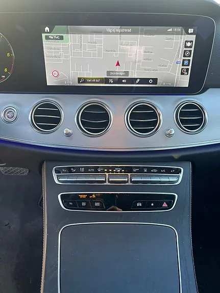 Mercedes-Benz E220 2022 photo 5
