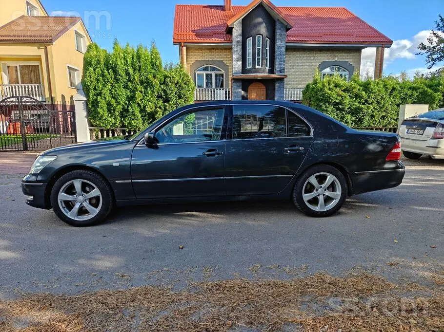 Lexus Ls 2004 photo 2
