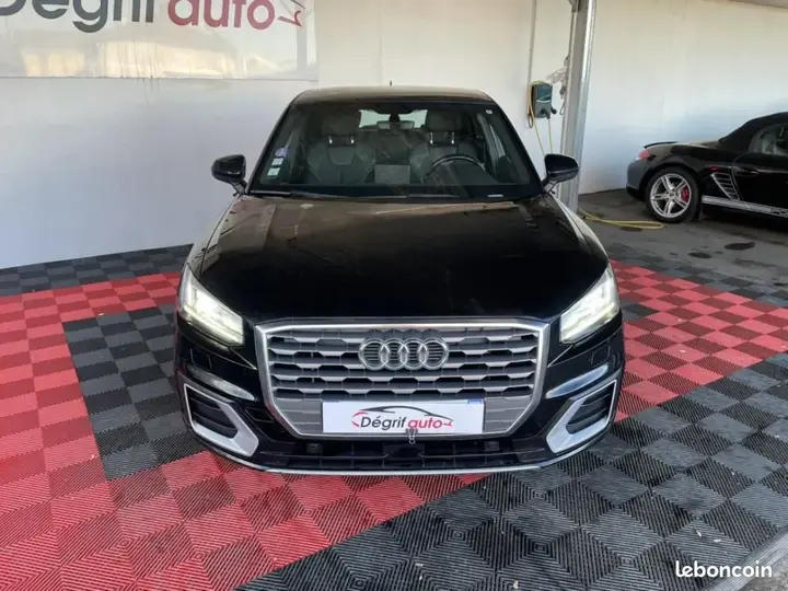 Audi Q2 2017 photo 2