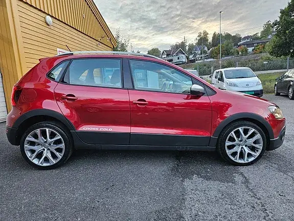 Volkswagen Polo Cross 2016 photo 5