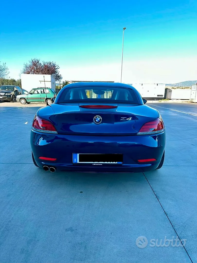 BMW Z4 2011 photo 3