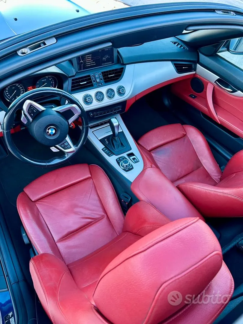 BMW Z4 2011 photo 4