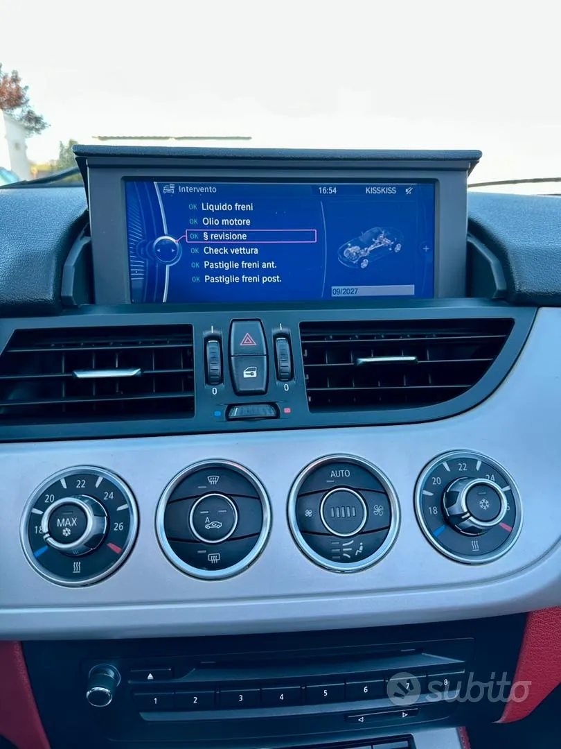 BMW Z4 2011 photo 5