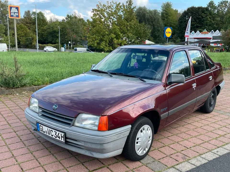 Opel Kadett E