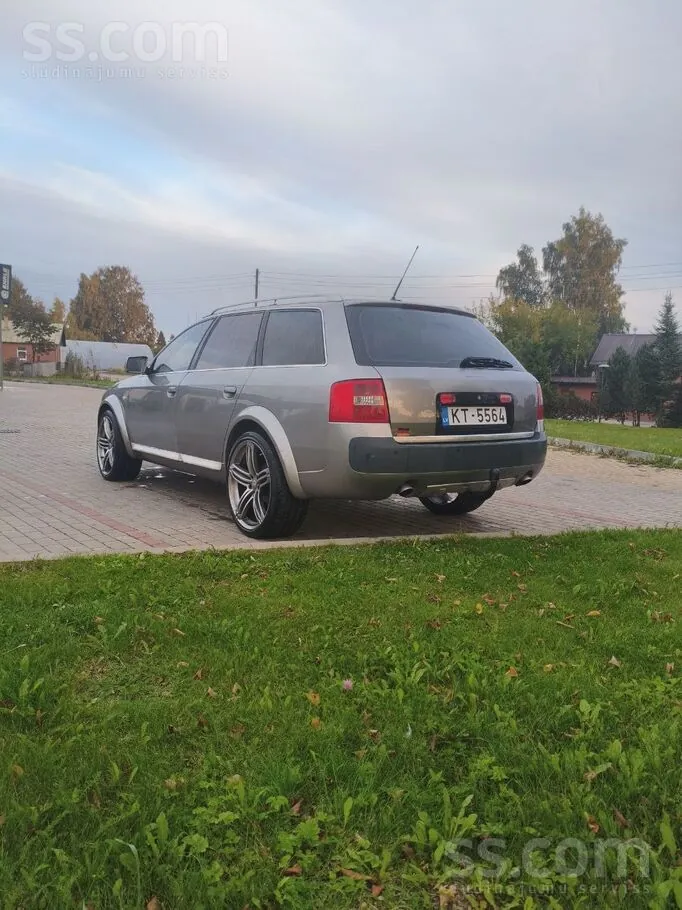 Audi Allroad 2004 photo 2