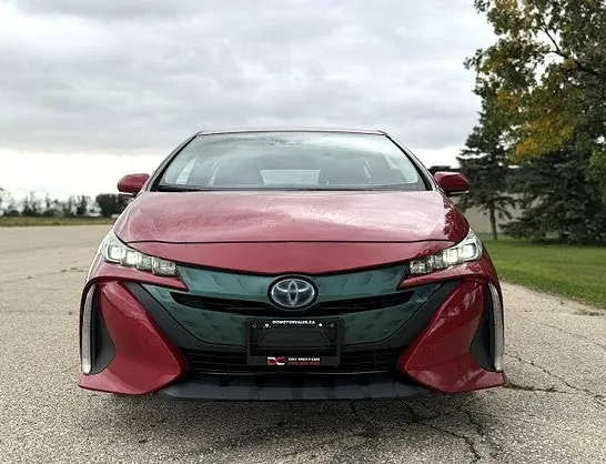 Toyota Prius Prime 2020 photo 3