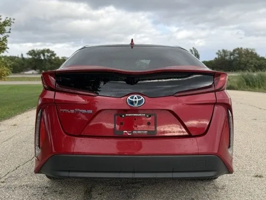 Toyota Prius Prime 2020 photo 4