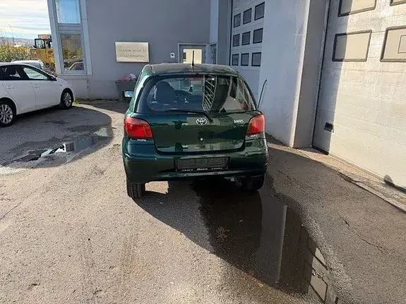 Toyota Yaris 2003 photo 5